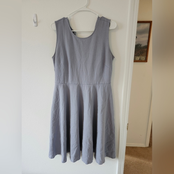 Large (10-14) Women's professional clothes - Picture 3 of 12